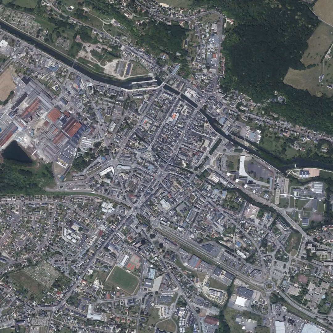 Pont-Audemer aujourd'hui, le centre vu du ciel