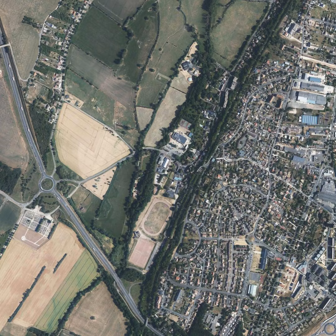 Vernouillet aujourd'hui, le centre vu du ciel