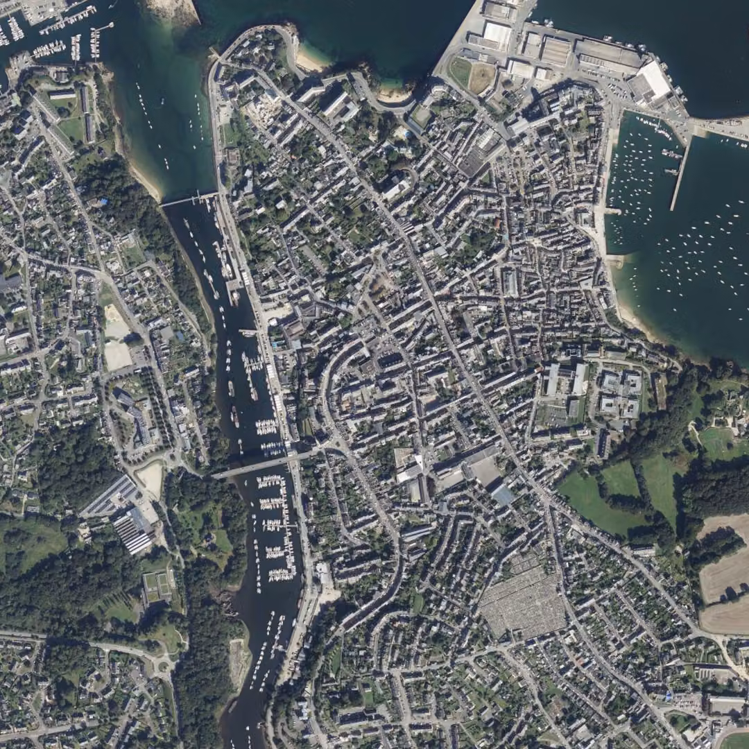 Douarnenez aujourd'hui, le centre vu du ciel