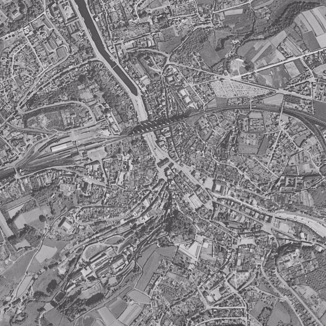 Morlaix en 1952, le centre vu du ciel, au même cadrage
