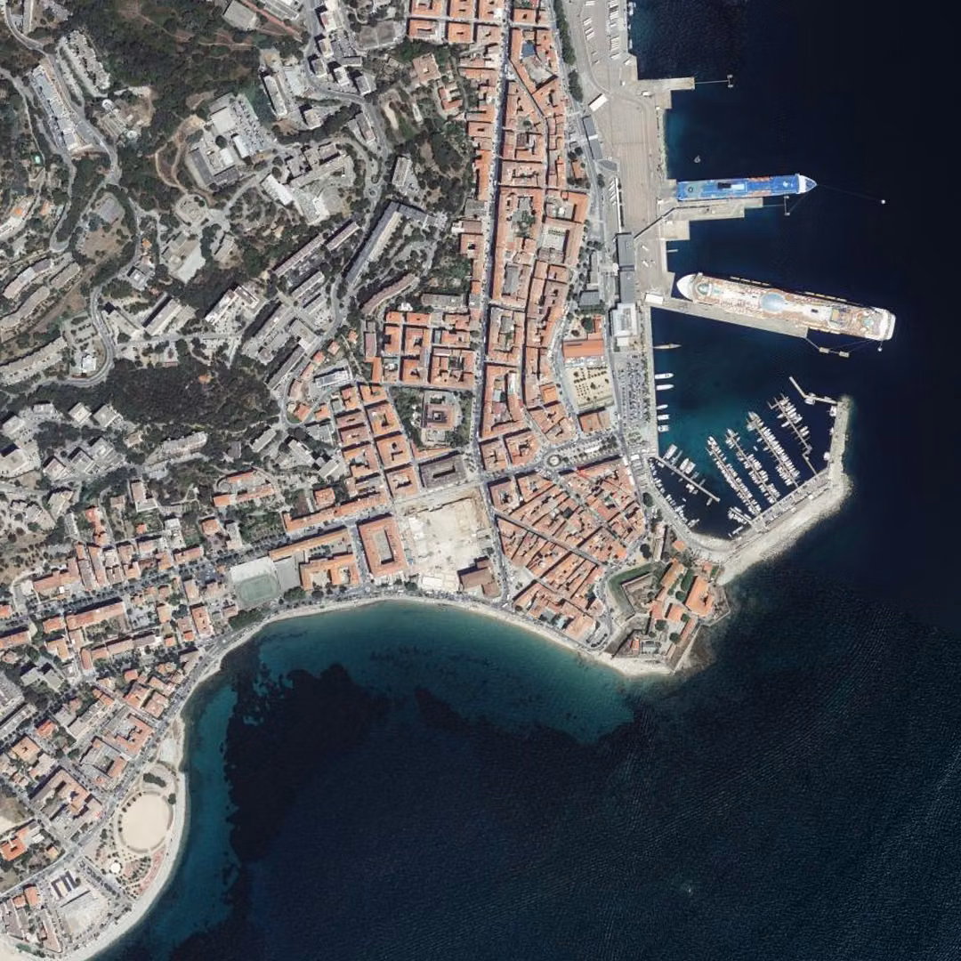 Ajaccio aujourd'hui, le centre vu du ciel