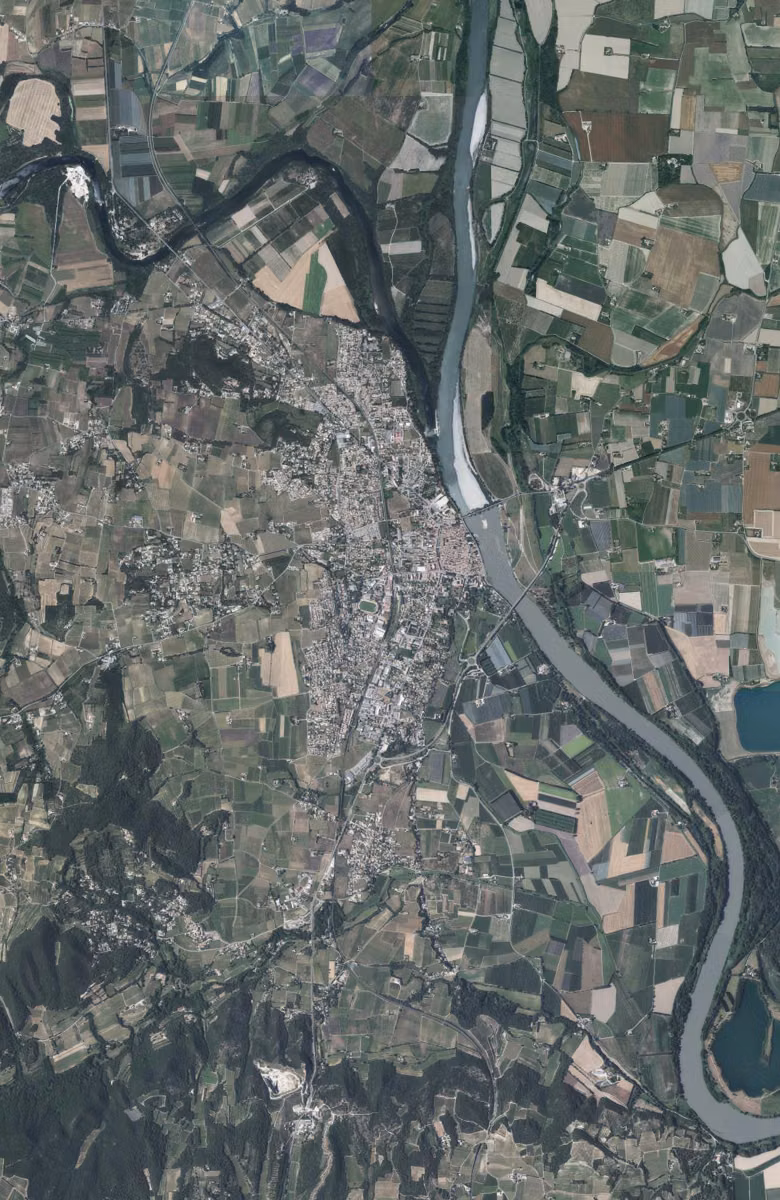 Pont-Saint-Esprit aujourd'hui, le territoire vu du ciel