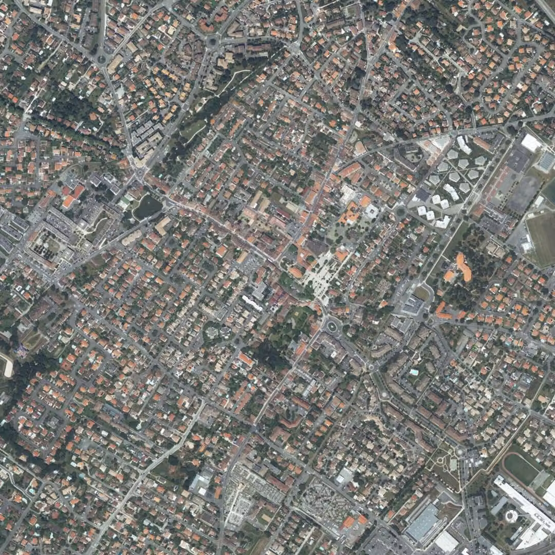 Cugnaux aujourd'hui, le centre vu du ciel