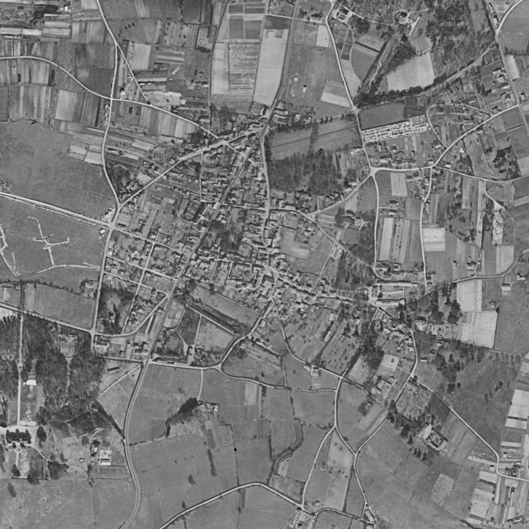 Blanquefort en 1956, le centre vu du ciel, au même cadrage