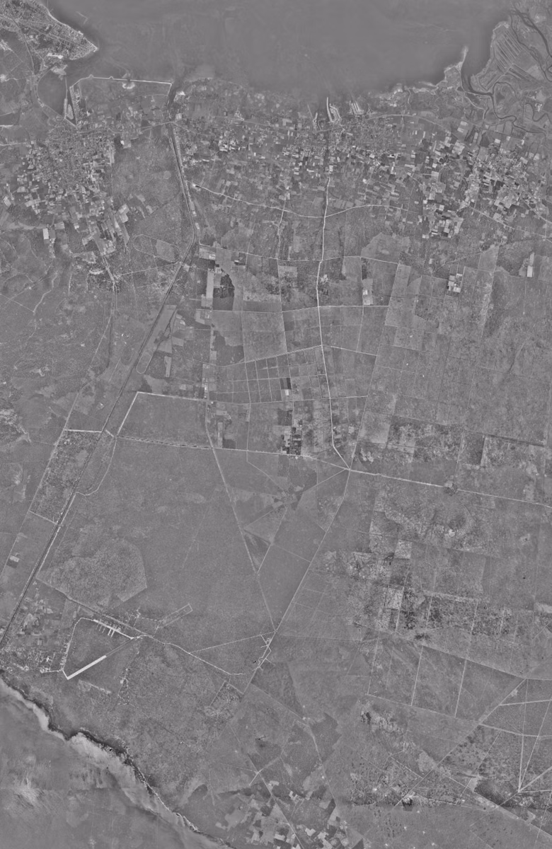 Gujan-Mestras en 1950, le territoire vu du ciel, au même cadrage