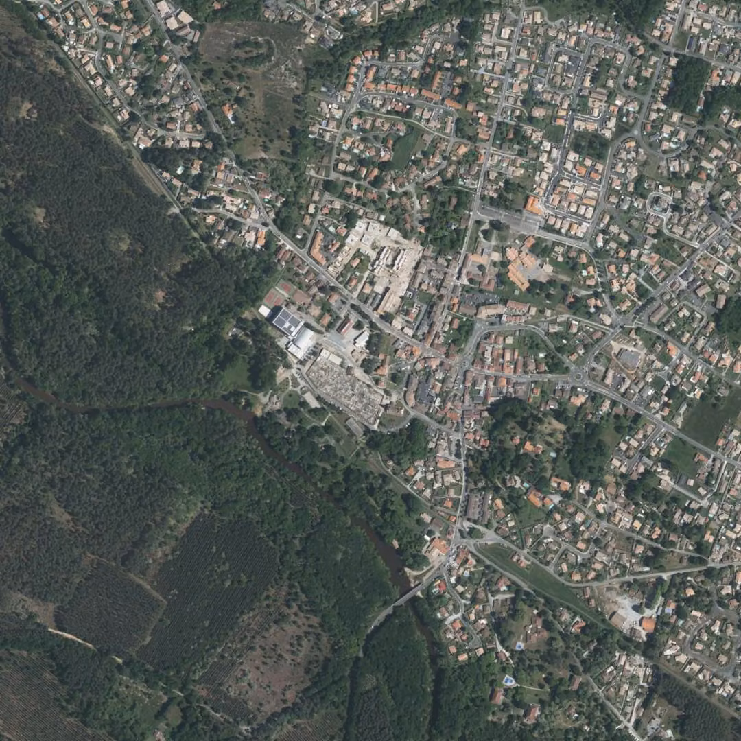 Mios aujourd'hui, le centre vu du ciel