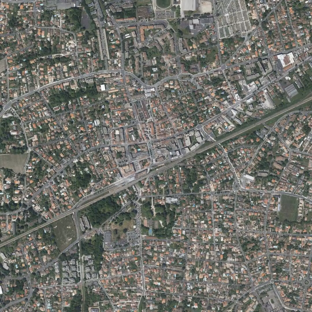 Pessac aujourd'hui, le centre vu du ciel