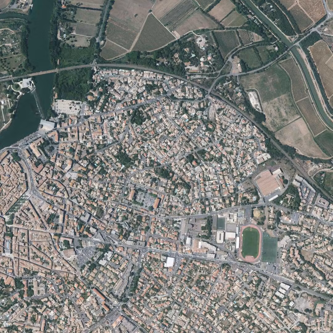 Agde aujourd'hui, le centre vu du ciel