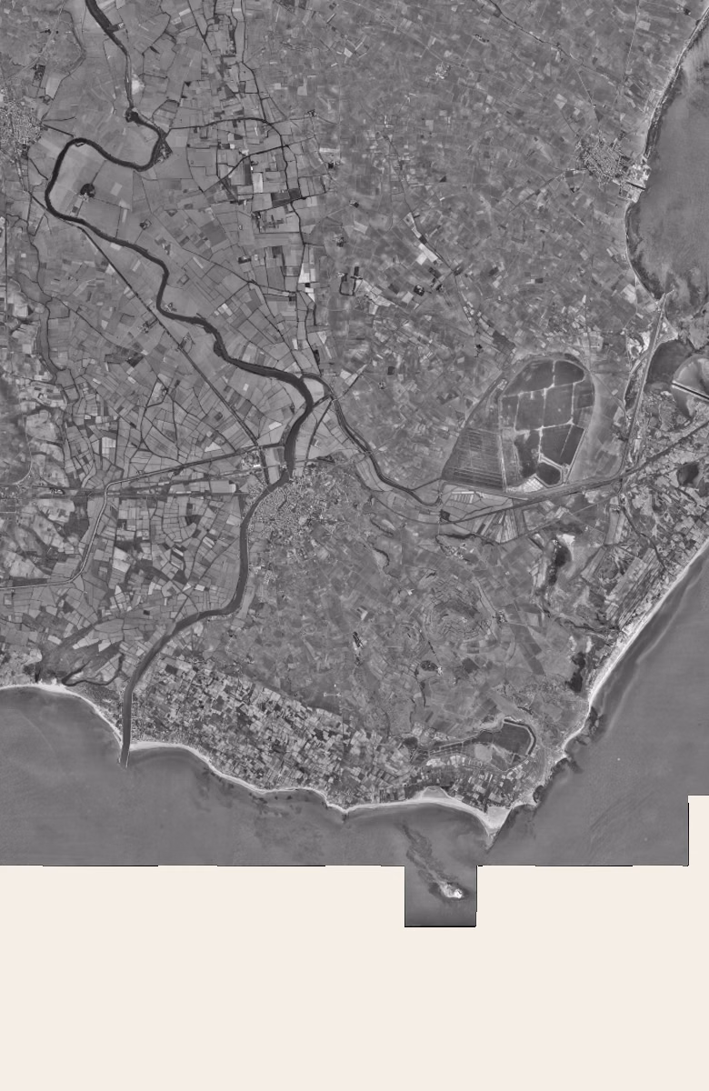 Agde en 1963, le territoire vu du ciel, au même cadrage