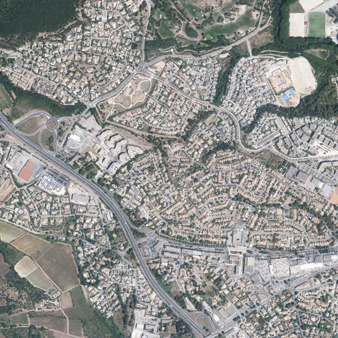 Juvignac aujourd'hui, le centre vu du ciel