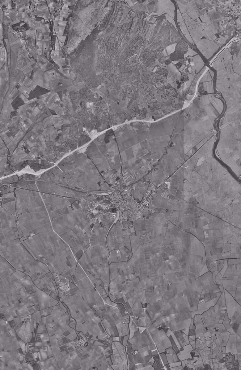 Lunel en 1963, le territoire vu du ciel, au même cadrage