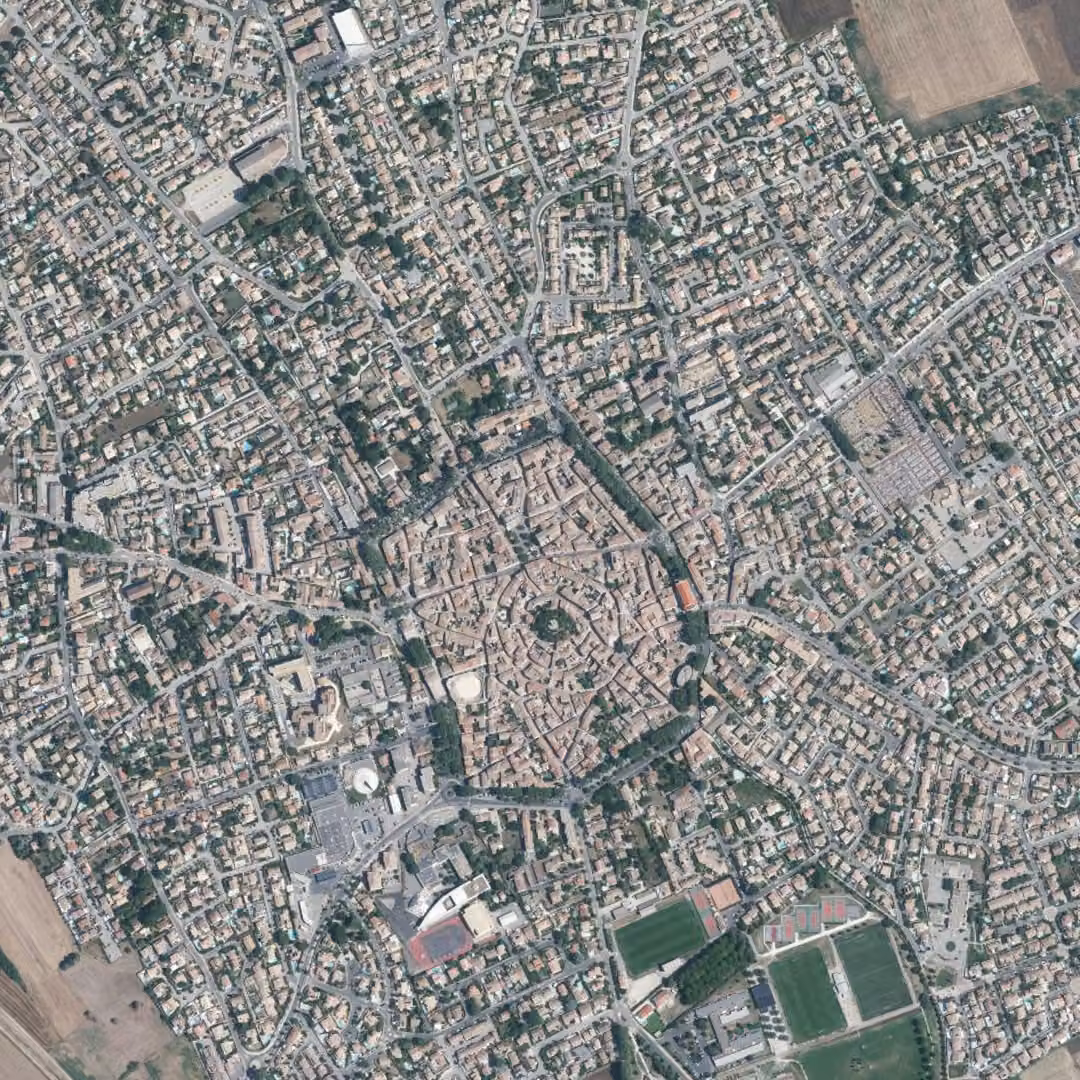 Mauguio aujourd'hui, le centre vu du ciel