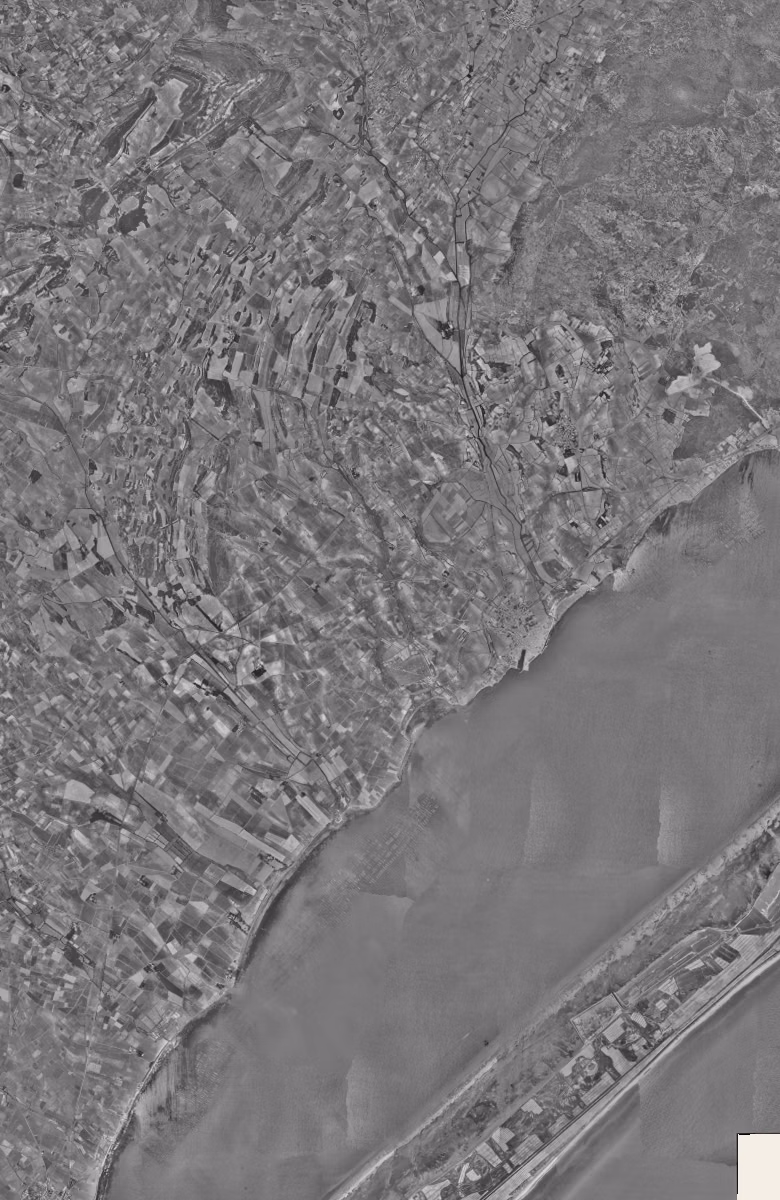 Mèze en 1961, le territoire vu du ciel, au même cadrage