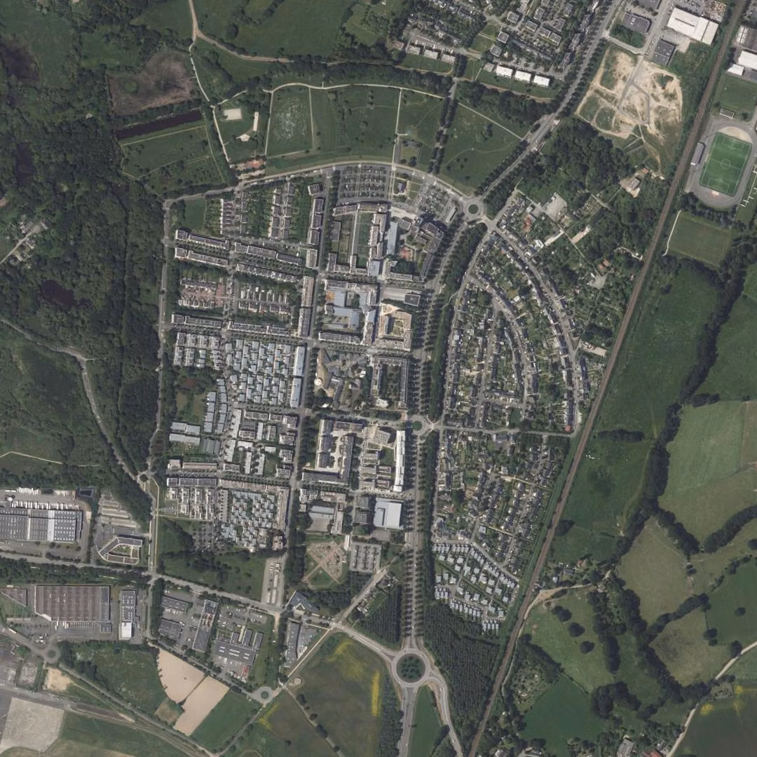 Saint-Jacques-de-la-Lande aujourd'hui, le centre vu du ciel