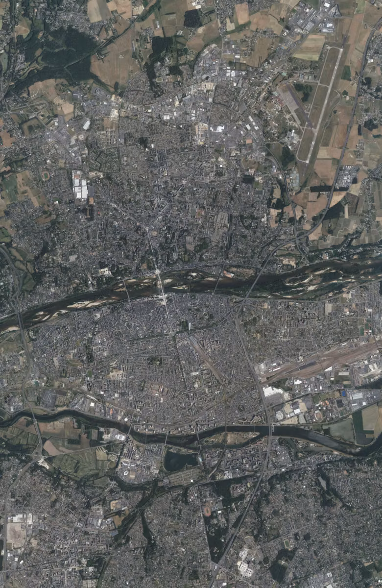 Tours aujourd'hui, le territoire vu du ciel