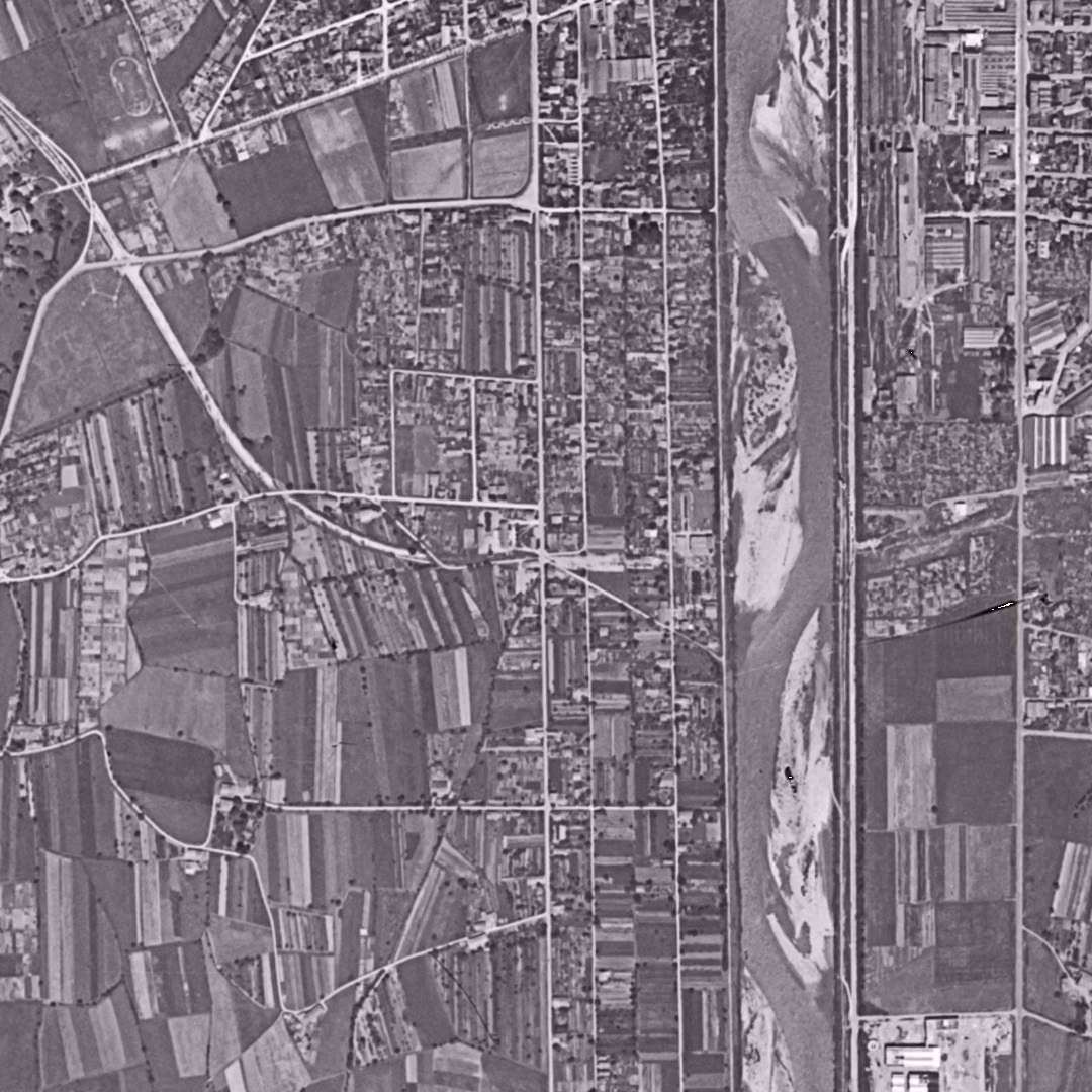 Seyssinet-Pariset en 1948, le centre vu du ciel, au même cadrage