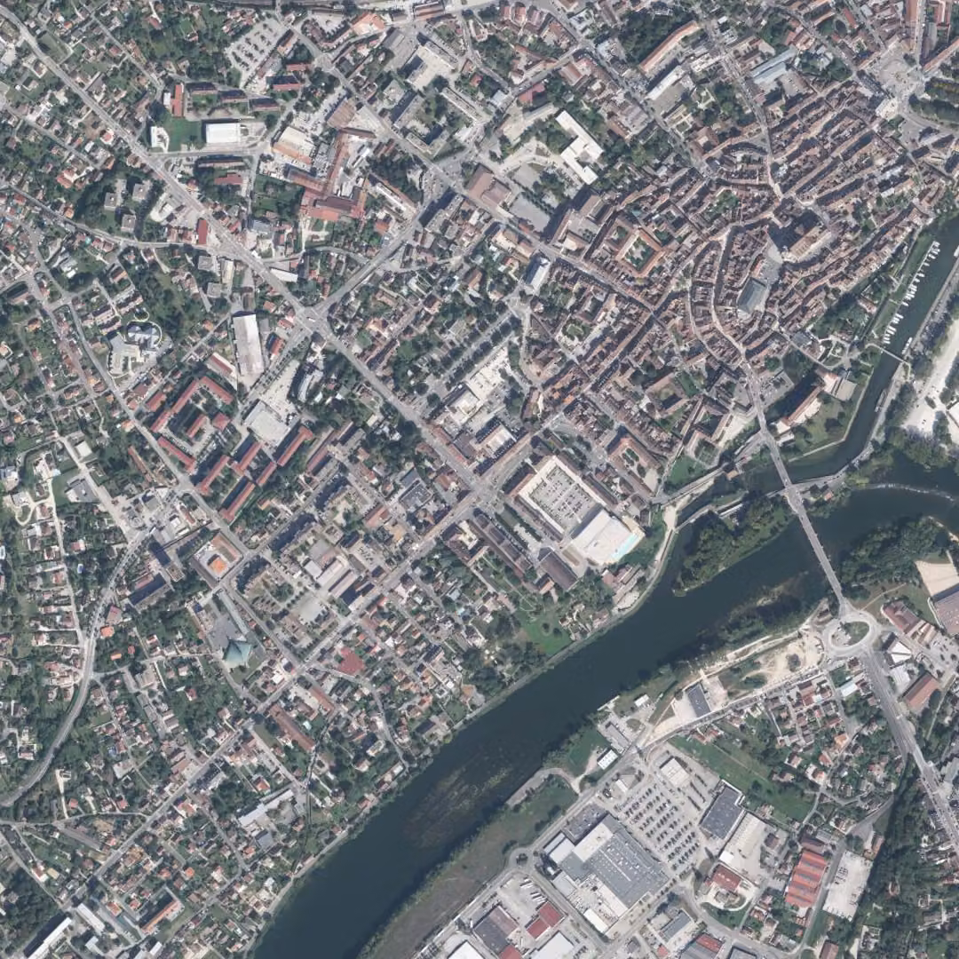 Dole aujourd'hui, le centre vu du ciel