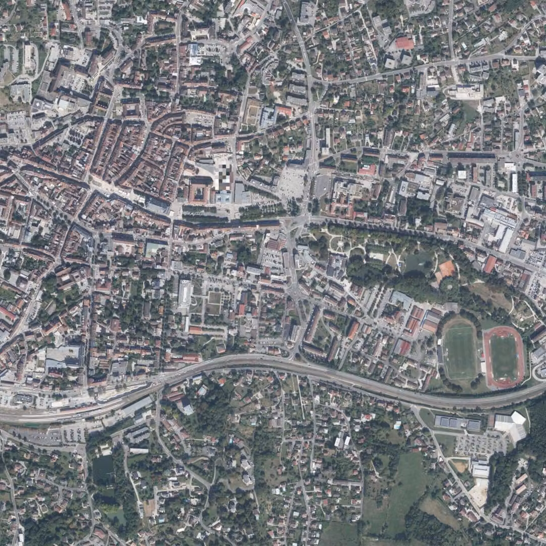 Lons-le-Saunier aujourd'hui, le centre vu du ciel