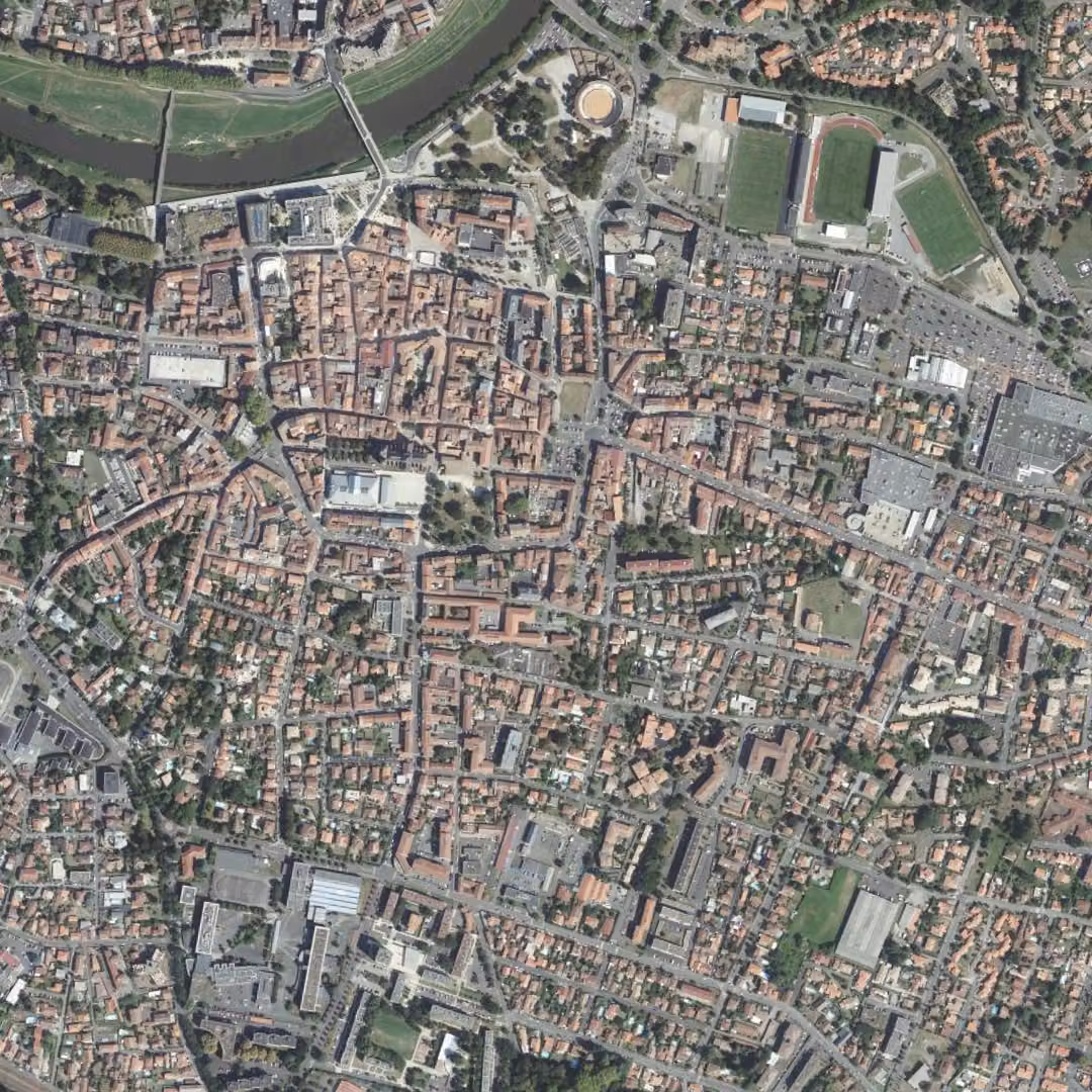 Dax aujourd'hui, le centre vu du ciel
