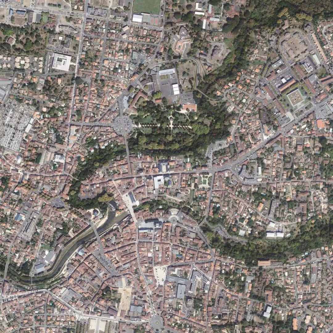 Mont-de-Marsan aujourd'hui, le centre vu du ciel