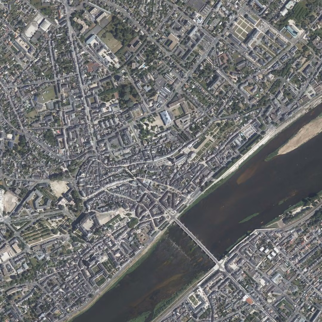 Blois aujourd'hui, le centre vu du ciel