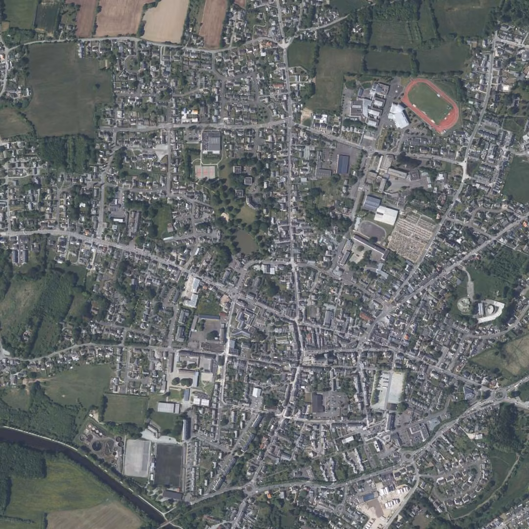 Blain aujourd'hui, le centre vu du ciel
