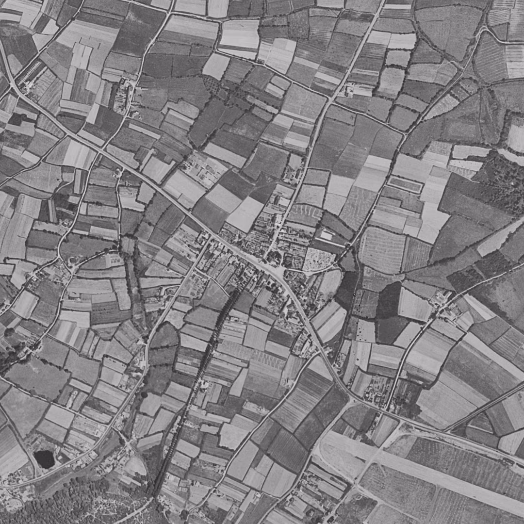 La Baule-Escoublac en 1952, le centre vu du ciel, au même cadrage