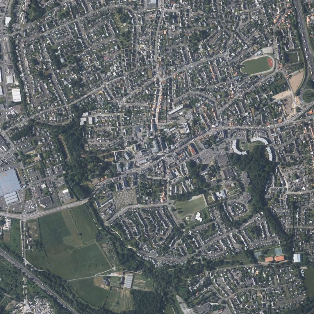Sainte-Luce-sur-Loire aujourd'hui, le centre vu du ciel