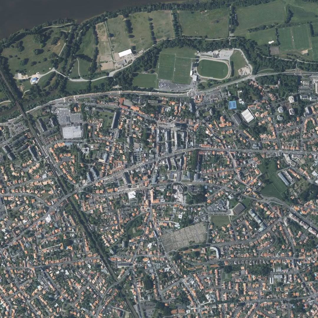 Saint-Sébastien-sur-Loire aujourd'hui, le centre vu du ciel