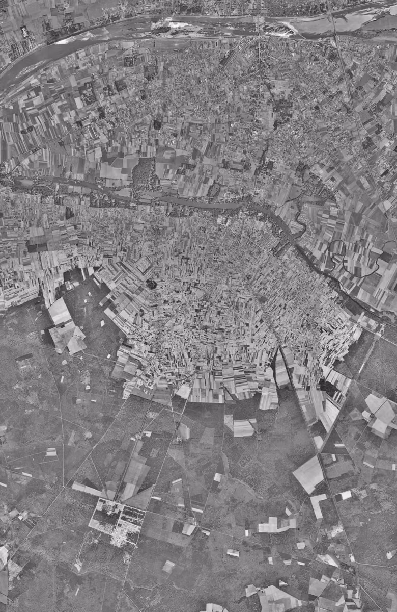 Olivet en 1954, le territoire vu du ciel, au même cadrage