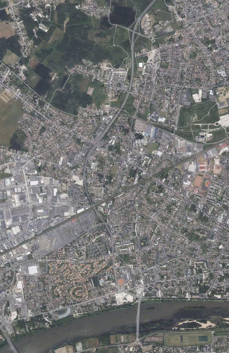 Saint-Jean-de-la-Ruelle aujourd'hui, le territoire vu du ciel