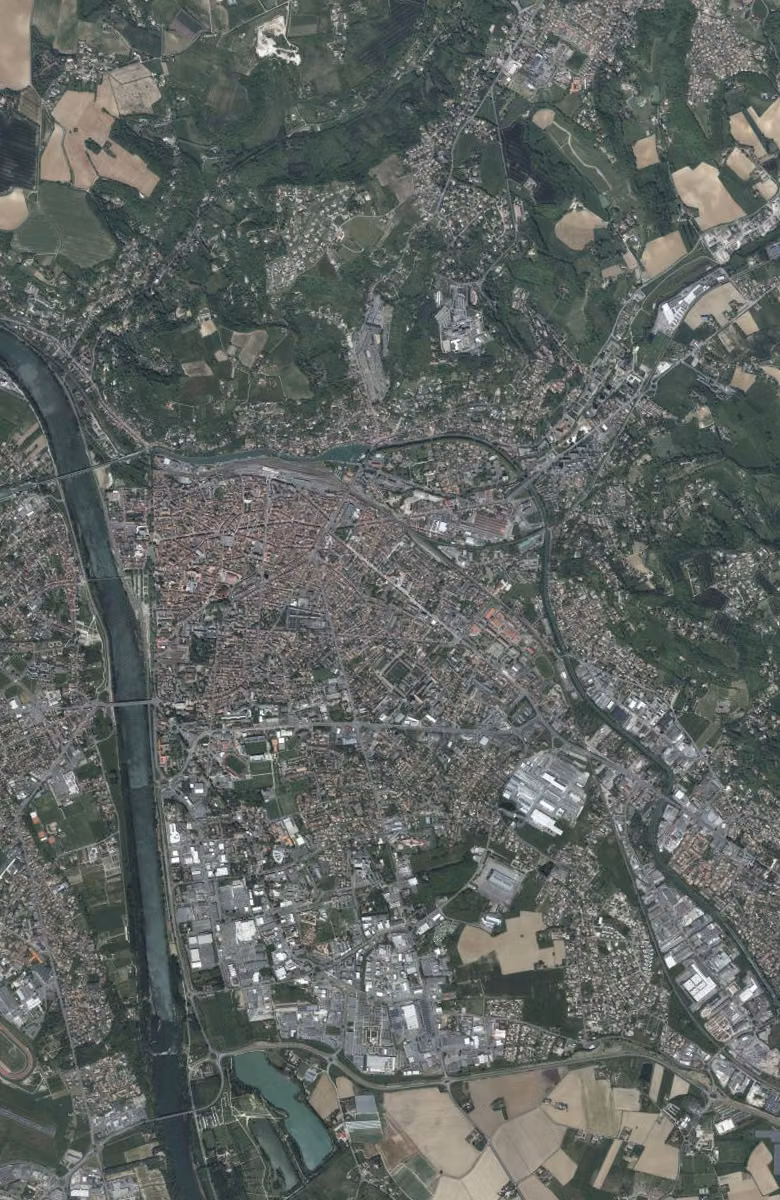 Agen aujourd'hui, le territoire vu du ciel