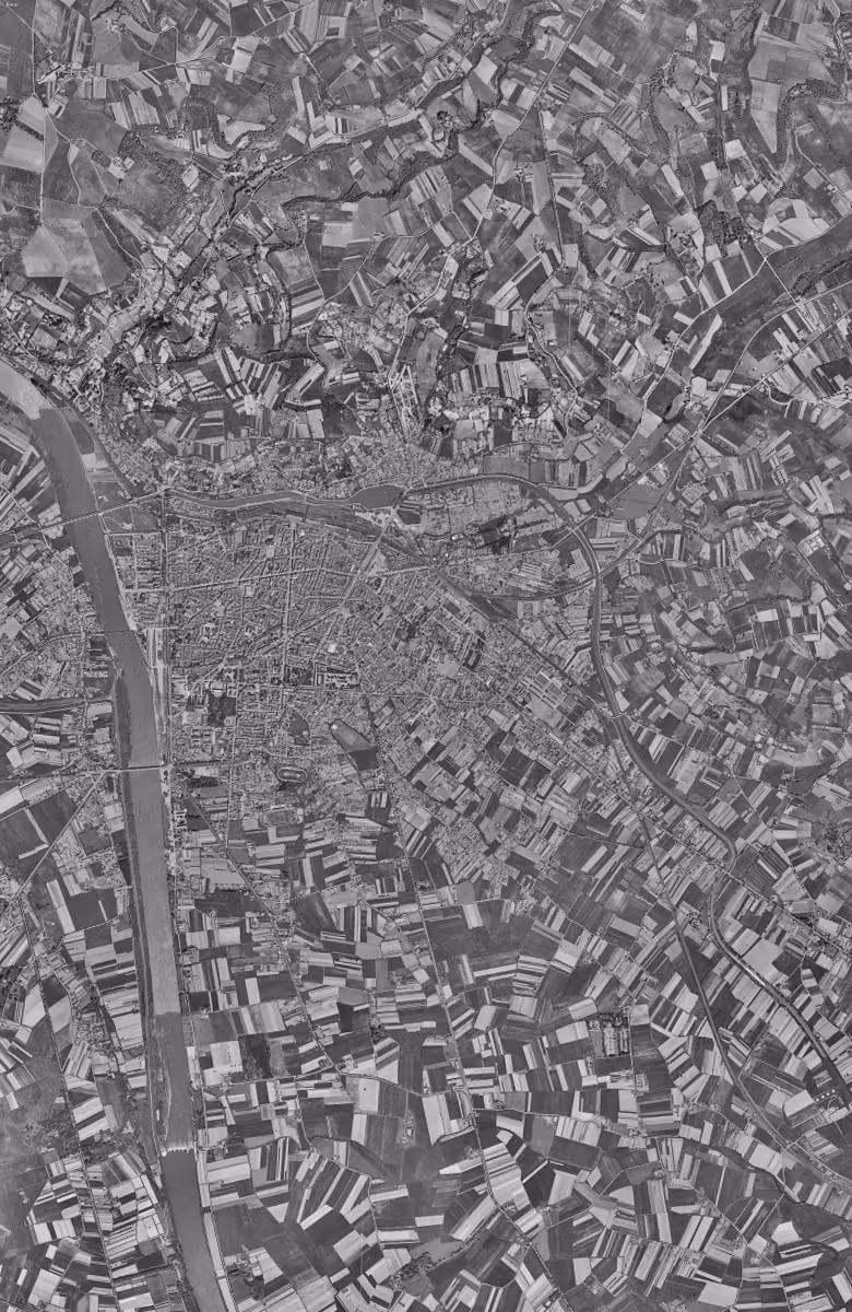 Agen en 1950, le territoire vu du ciel, au même cadrage