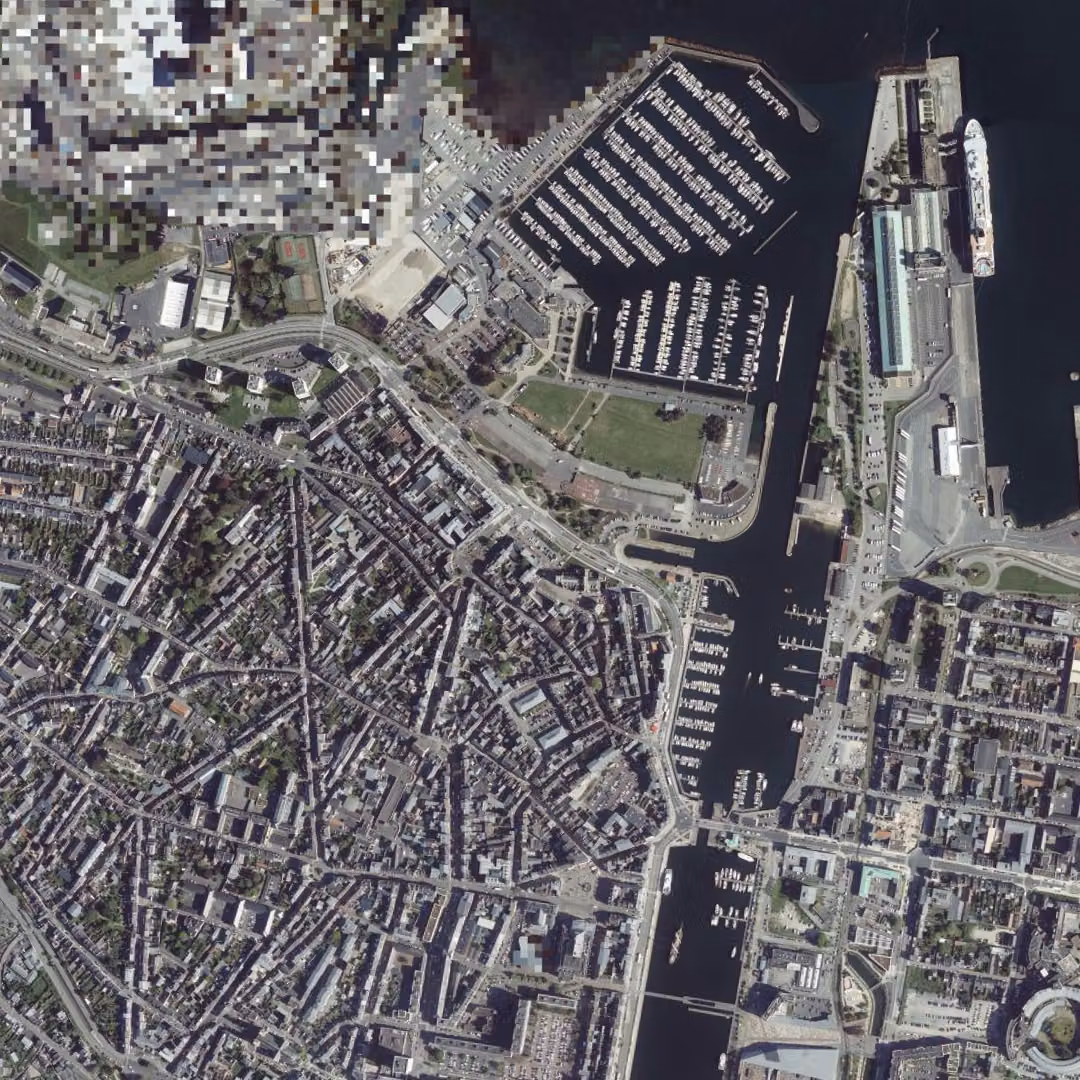 Cherbourg-en-Cotentin aujourd'hui, le centre vu du ciel