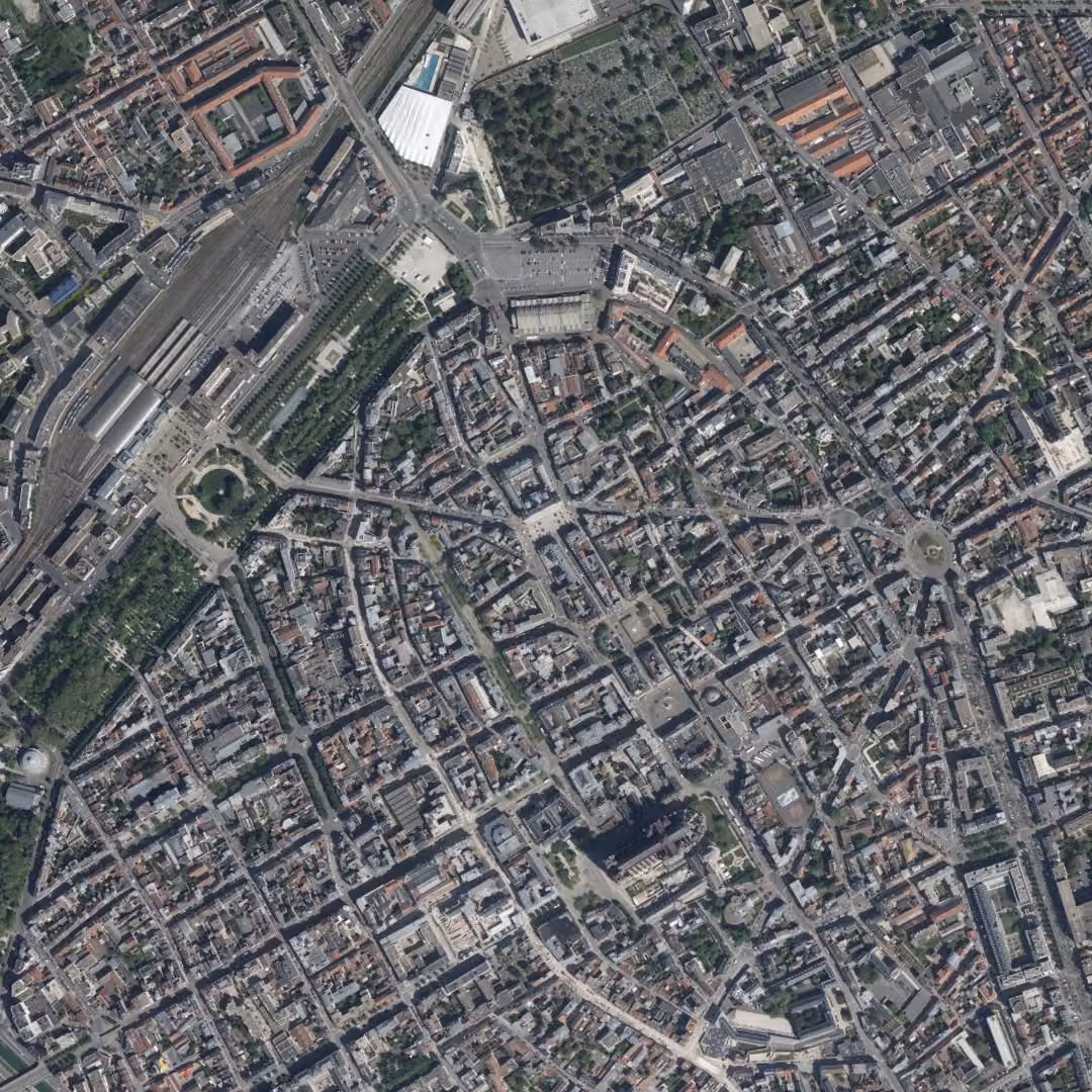 Reims aujourd'hui, le centre vu du ciel