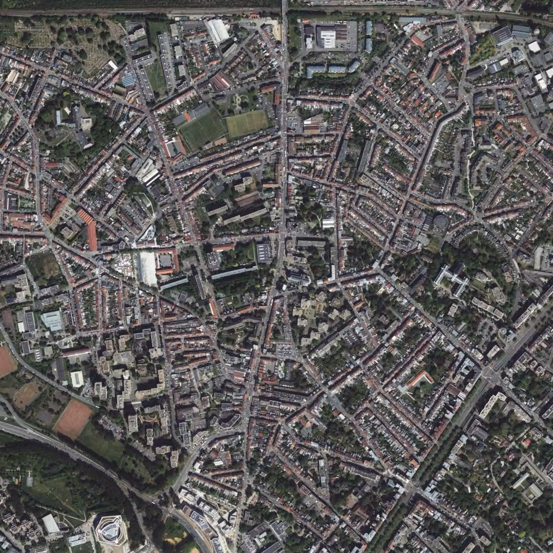 La Madeleine aujourd'hui, le centre vu du ciel