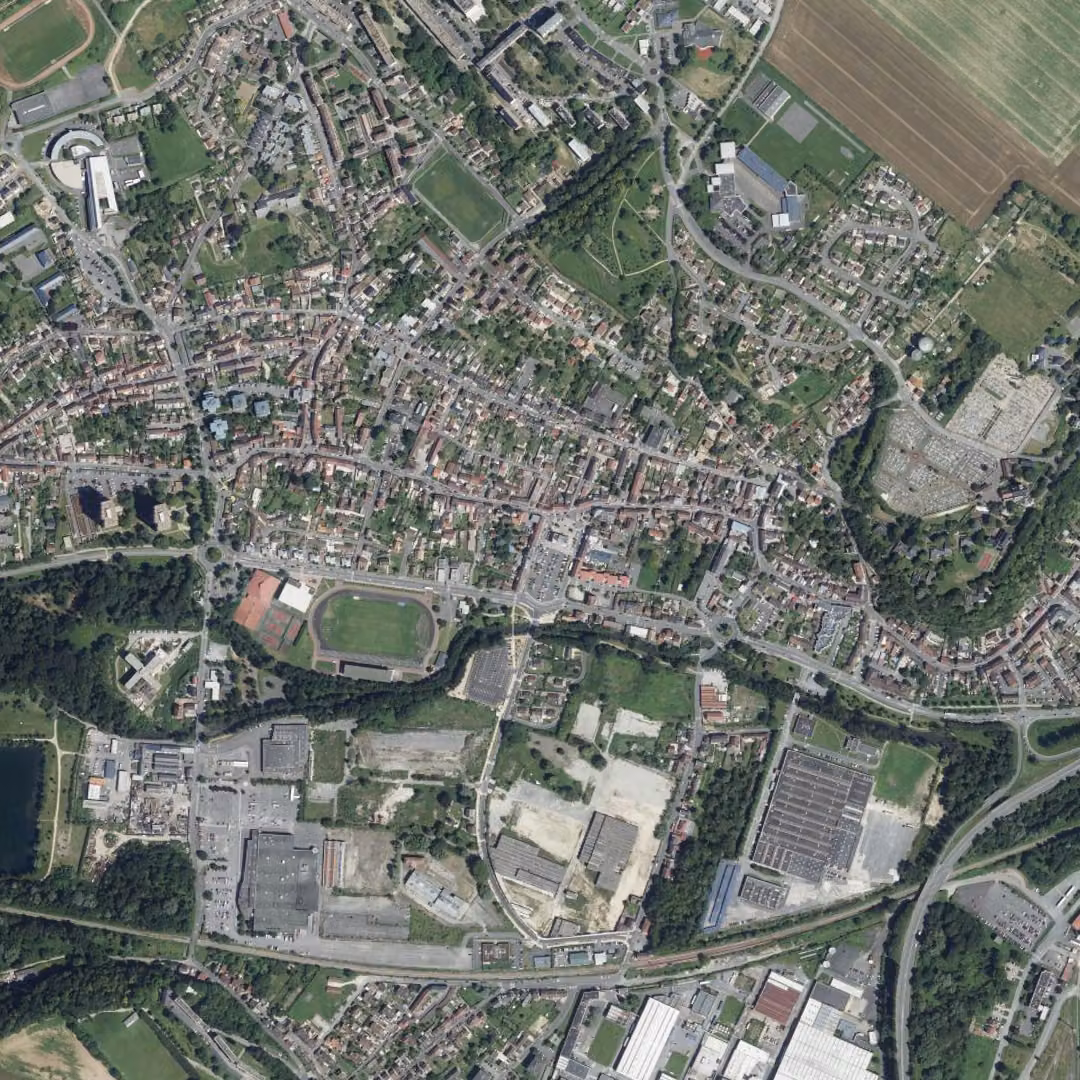 Montataire aujourd'hui, le centre vu du ciel
