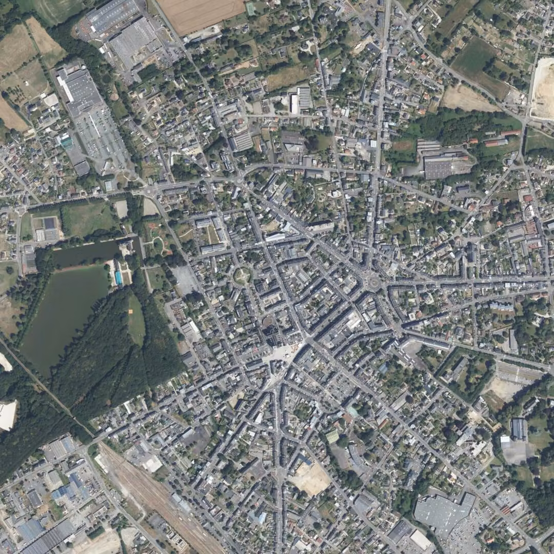 Flers aujourd'hui, le centre vu du ciel