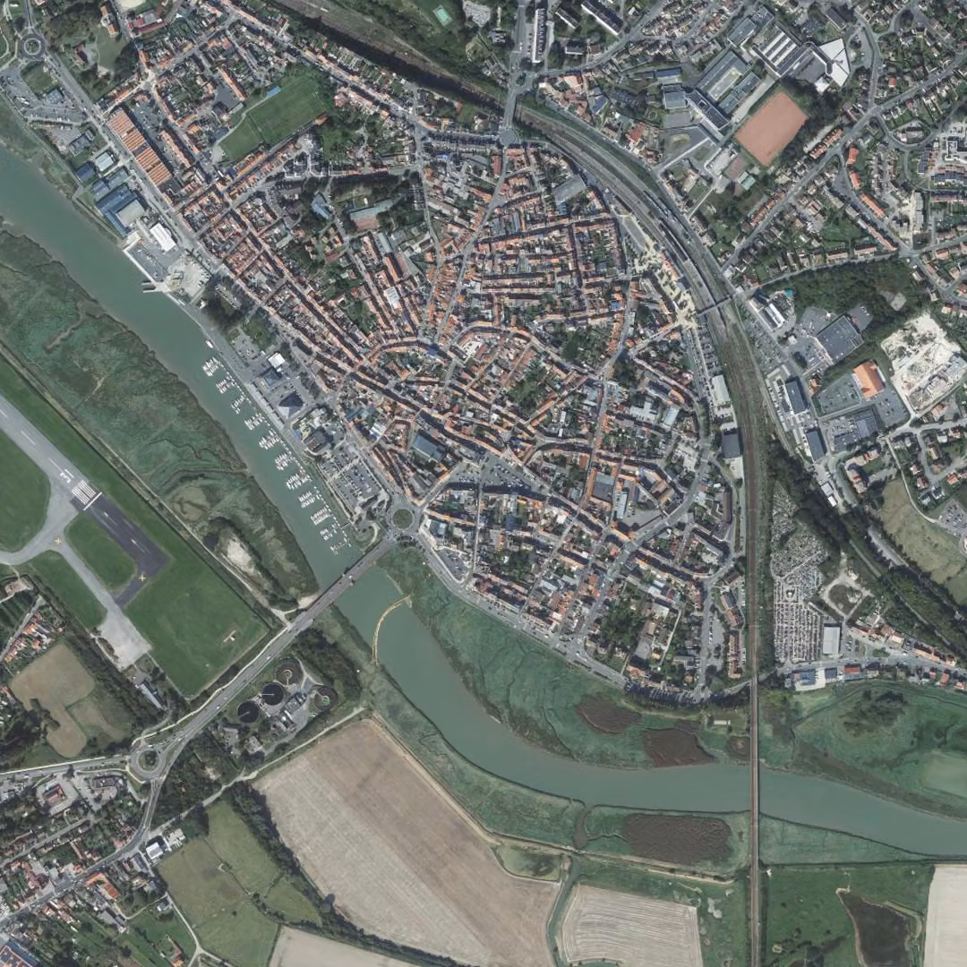 Étaples aujourd'hui, le centre vu du ciel