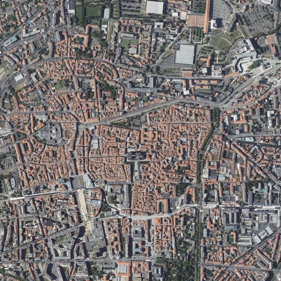 Clermont-Ferrand aujourd'hui, le centre vu du ciel