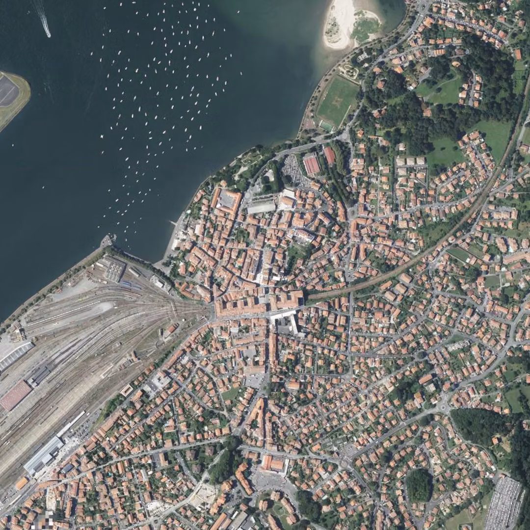 Hendaye aujourd'hui, le centre vu du ciel