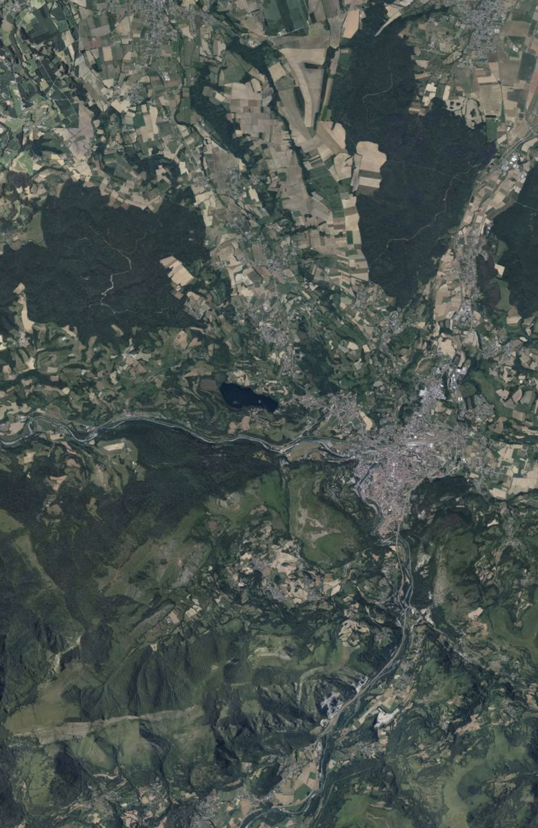 Lourdes aujourd'hui, le territoire vu du ciel