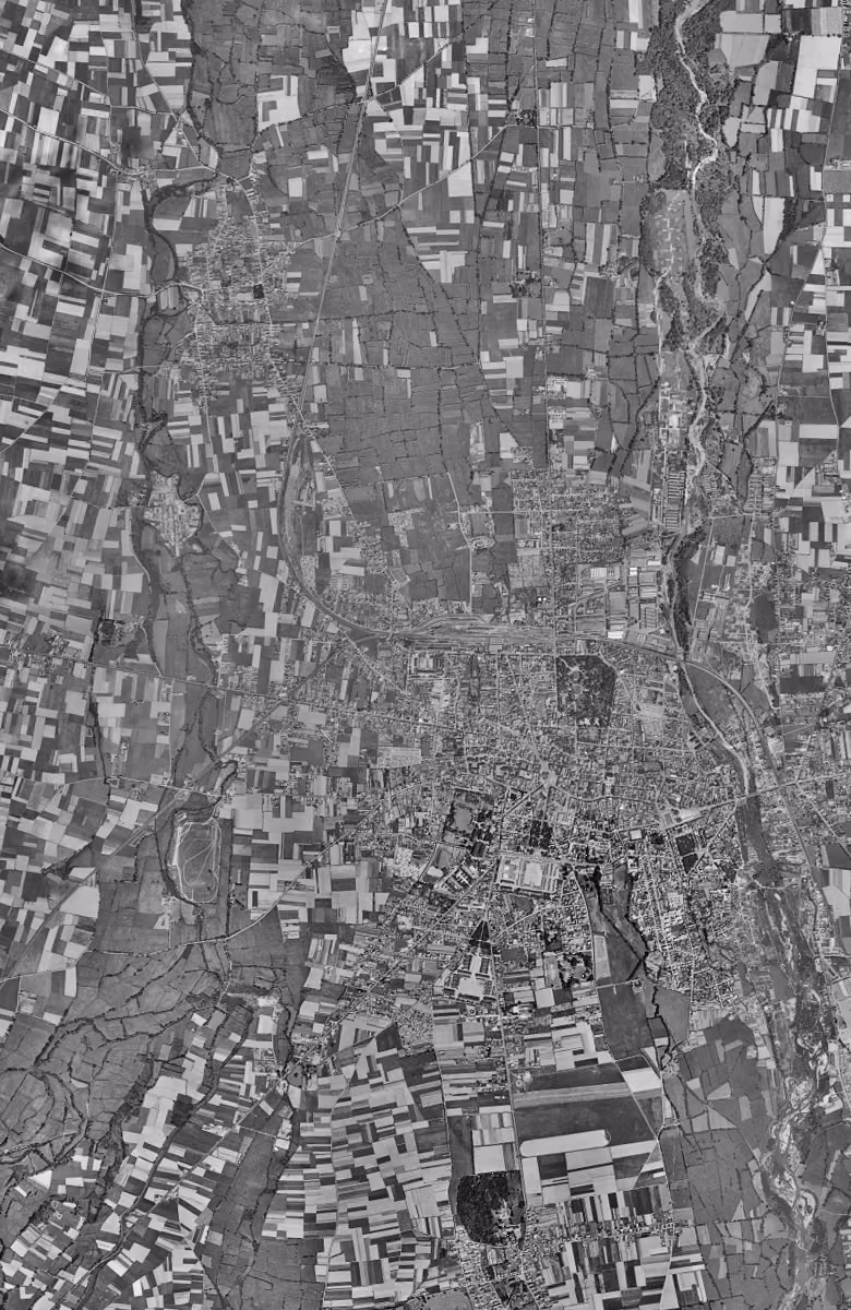 Tarbes en 1954, le territoire vu du ciel, au même cadrage