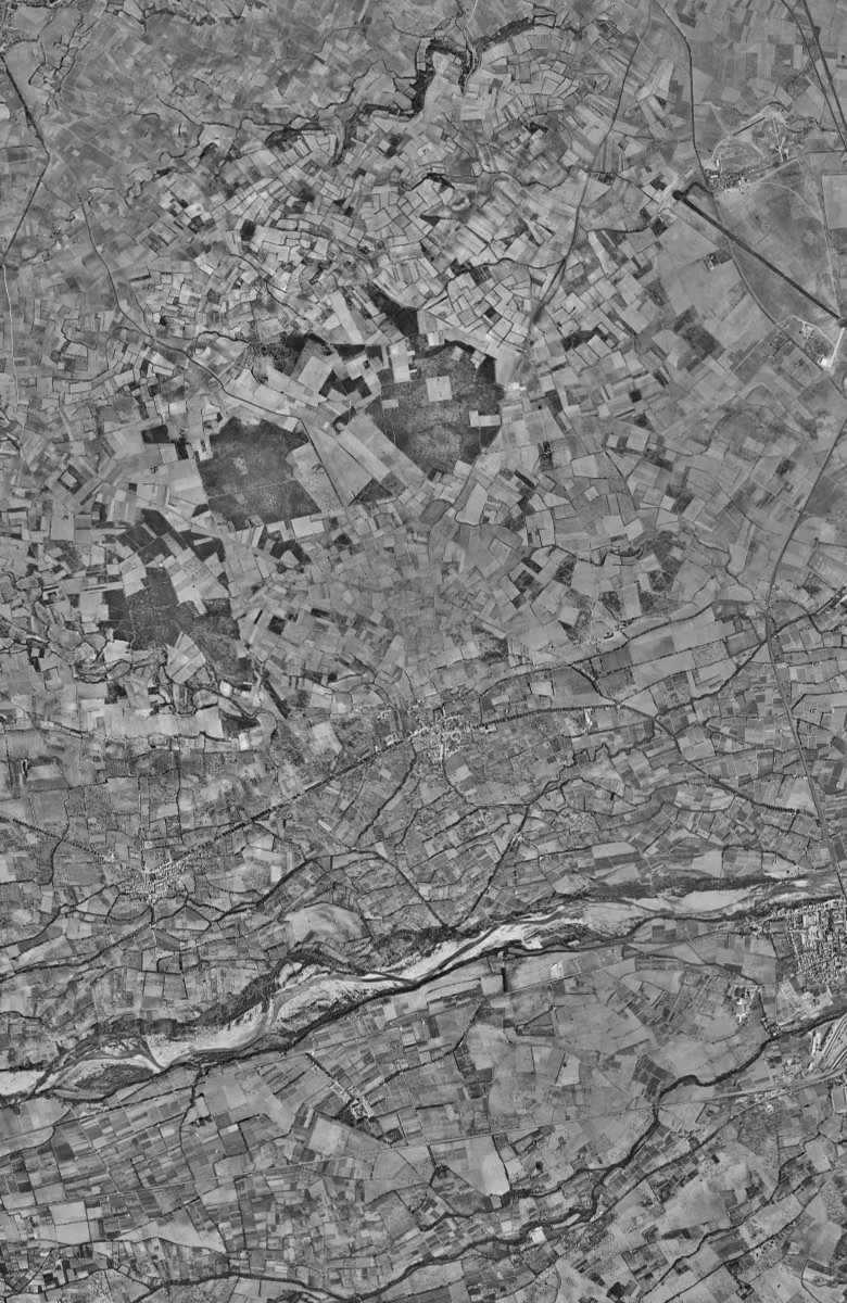 Saint-Estève en 1953, le territoire vu du ciel, au même cadrage
