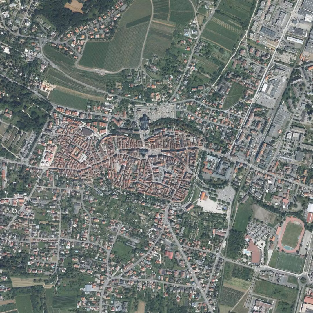 Obernai aujourd'hui, le centre vu du ciel
