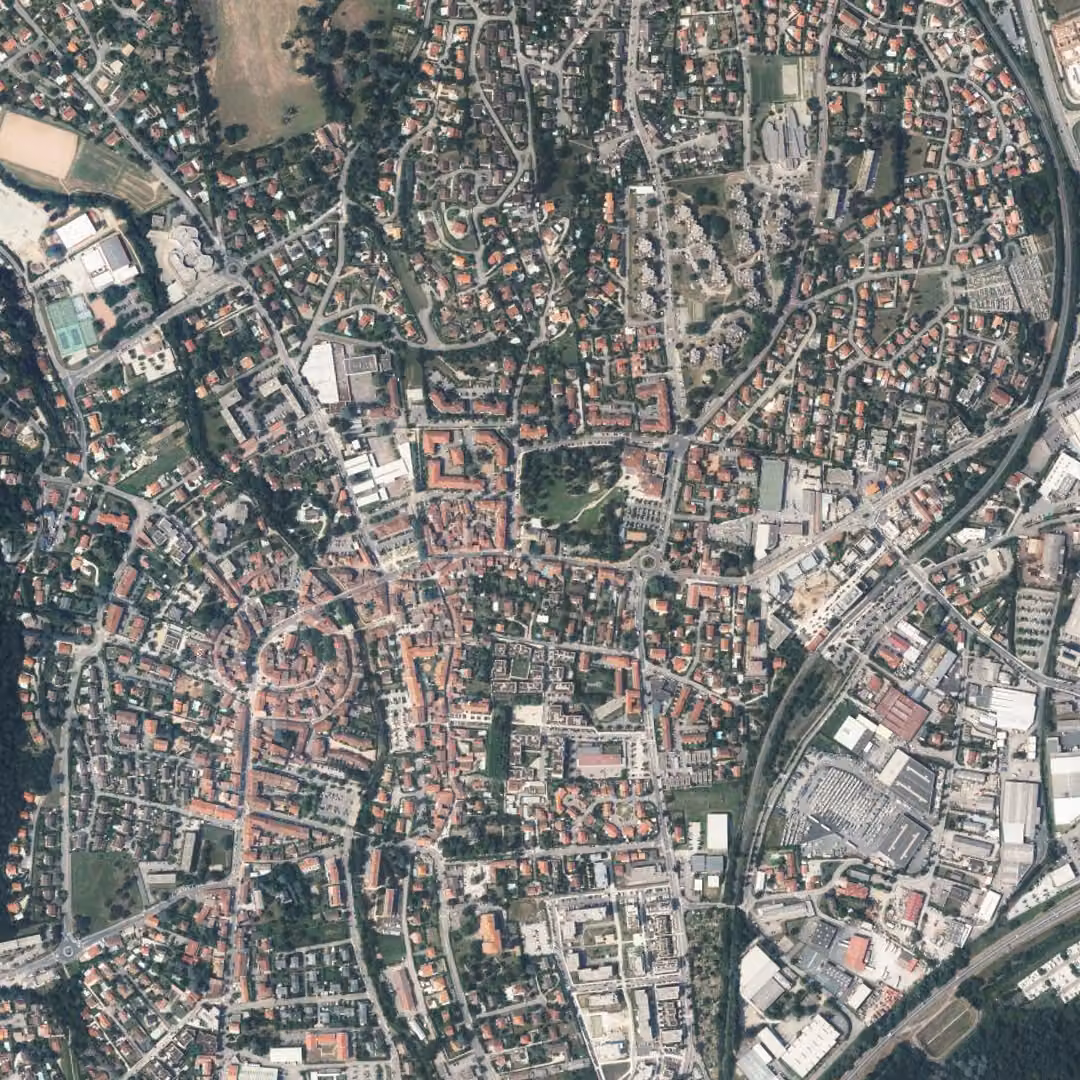 Brignais aujourd'hui, le centre vu du ciel