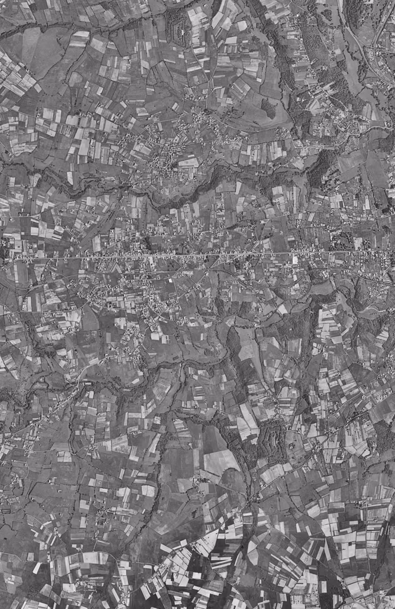 Craponne en 1956, le territoire vu du ciel, au même cadrage