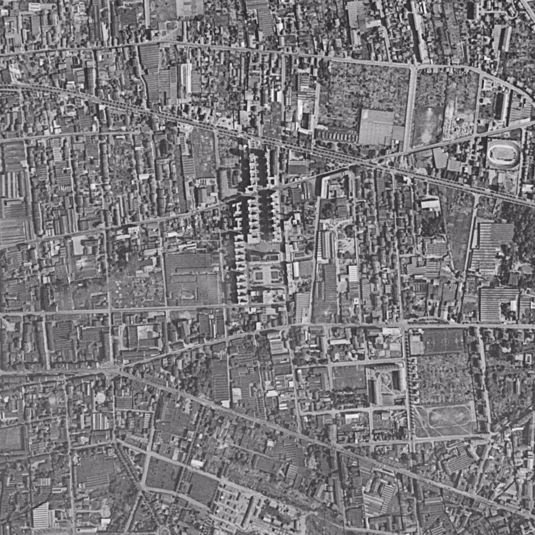 Villeurbanne en 1956, le centre vu du ciel, au même cadrage