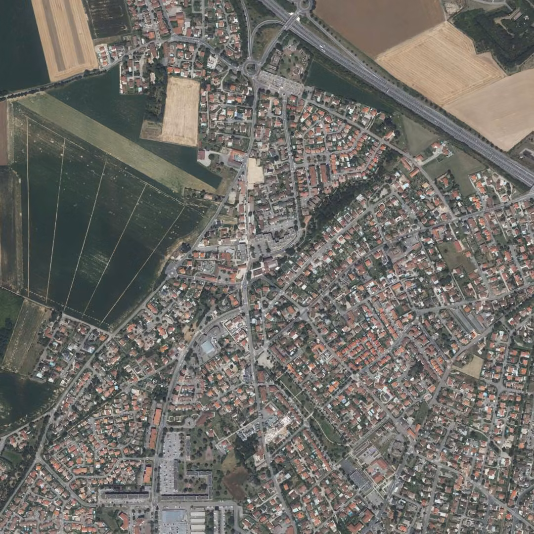 Corbas aujourd'hui, le centre vu du ciel