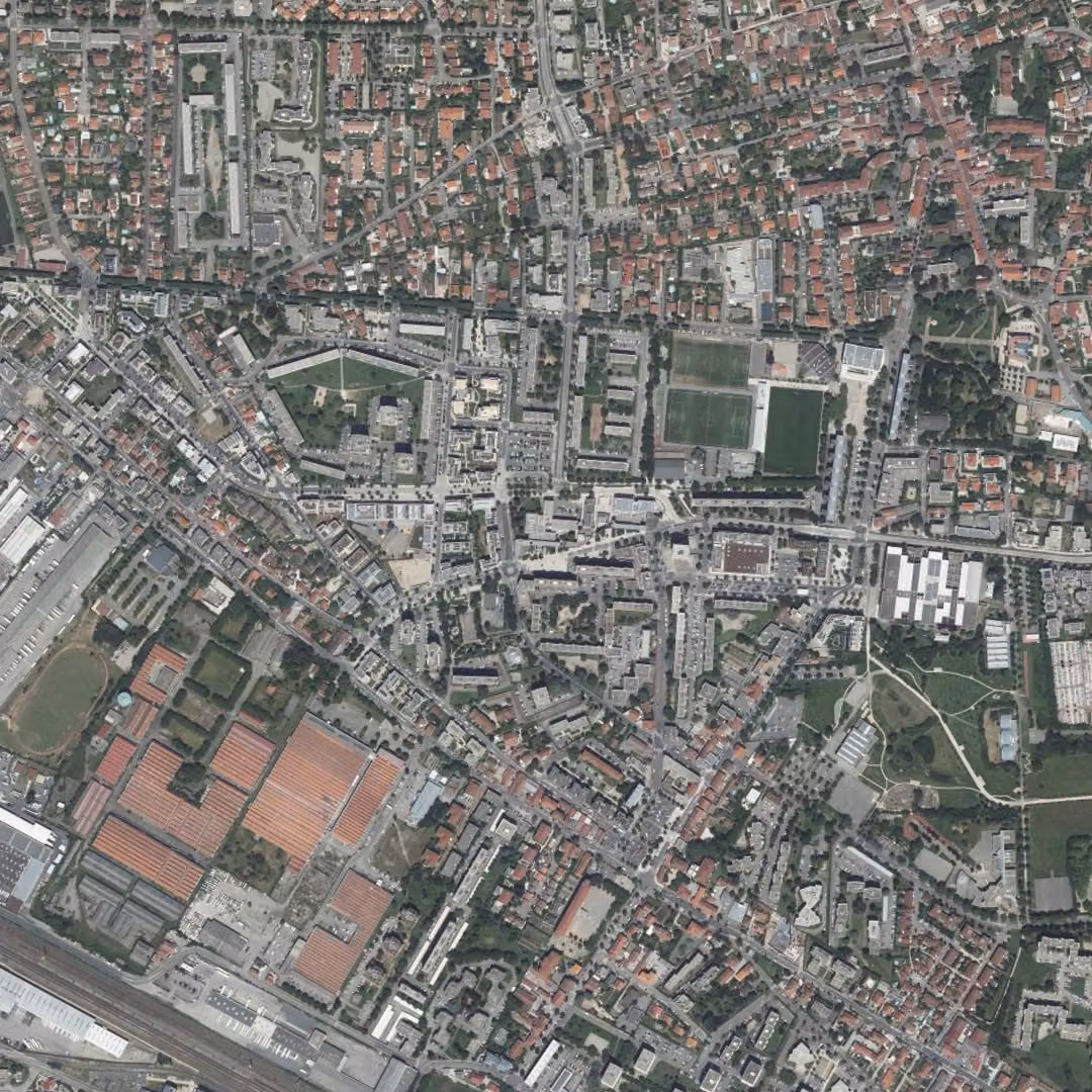 Saint-Priest aujourd'hui, le centre vu du ciel